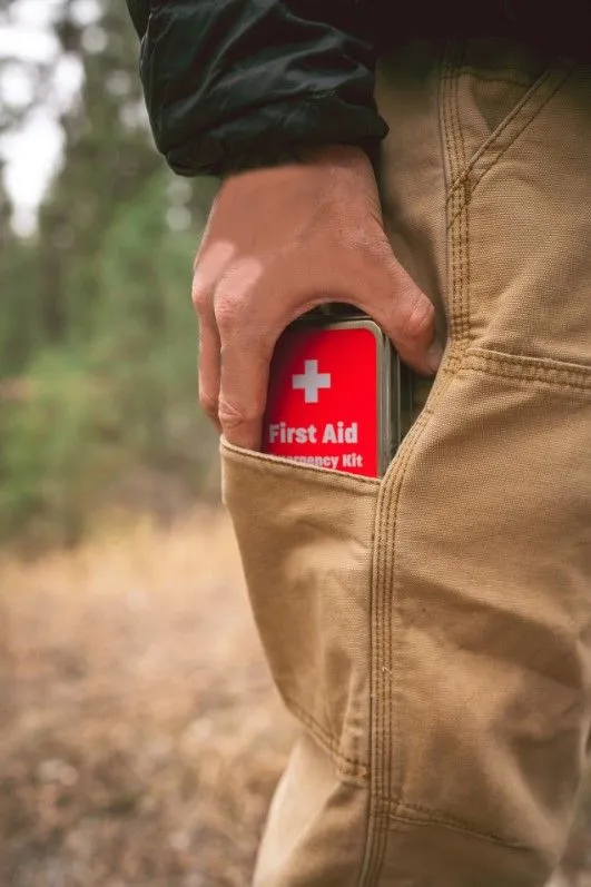 EMERGENCY SURVIVAL FIRST AID K